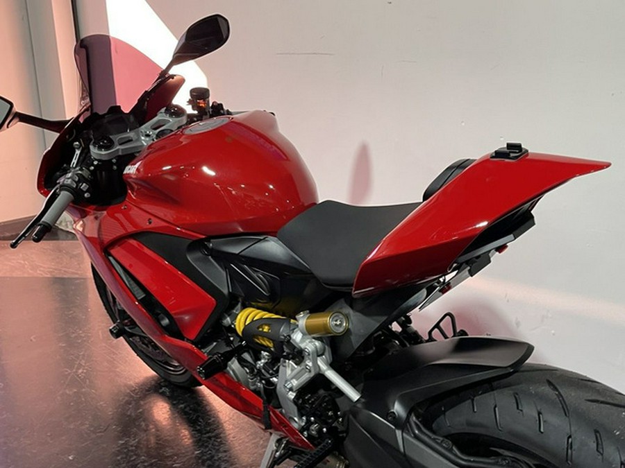 2022 Ducati Panigale V2 Ducati Red