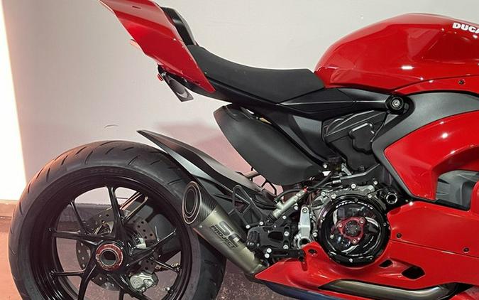 2022 Ducati Panigale V2 Ducati Red