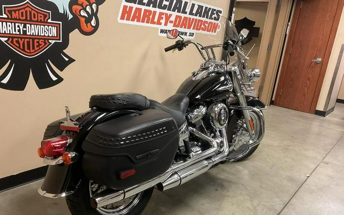 2020 Harley-Davidson® FLHC - Softail® Heritage Classic