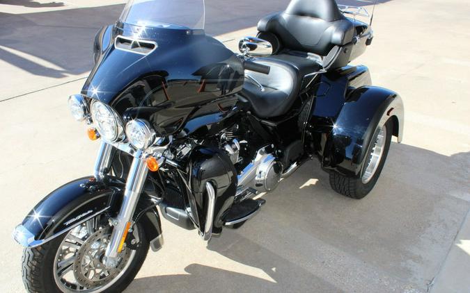 2021 Harley-Davidson® FLHTCUTG - Tri Glide® Ultra