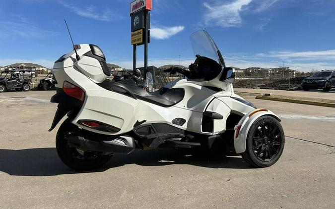 2018 Can-Am® Spyder® RT Limited Dark