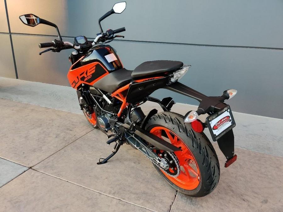 2023 KTM 200 DUKE