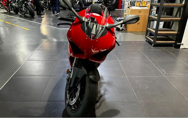 2024 Ducati Panigale V2