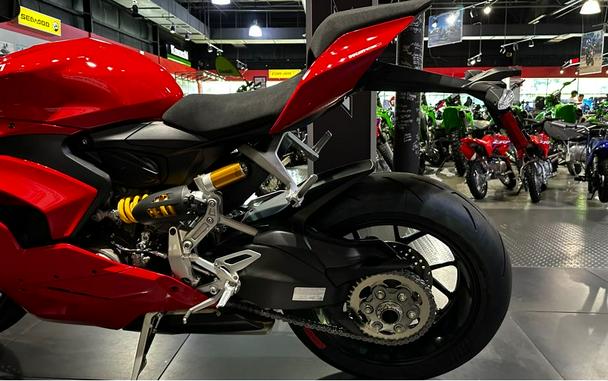 2024 Ducati Panigale V2