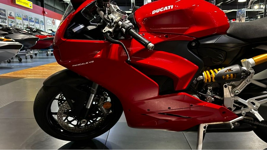 2024 Ducati Panigale V2