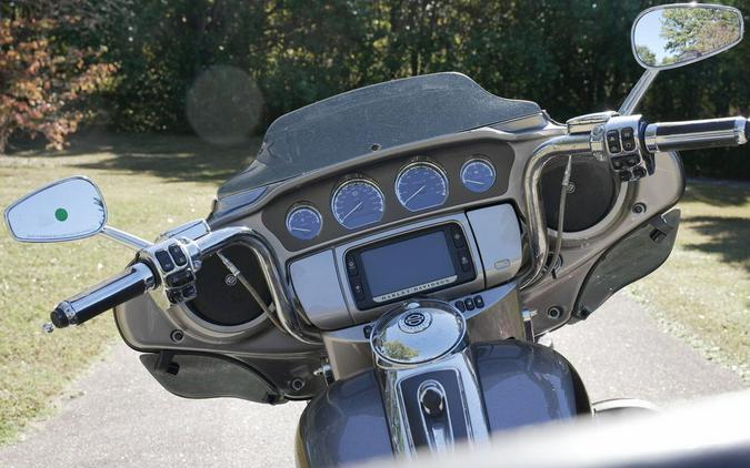 2015 Harley-Davidson® FLHTKSE - CVO™ Limited