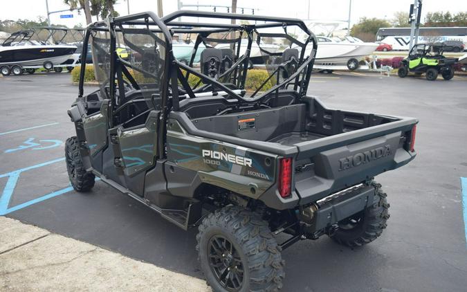 2024 Honda Pioneer 1000-6 Crew Deluxe