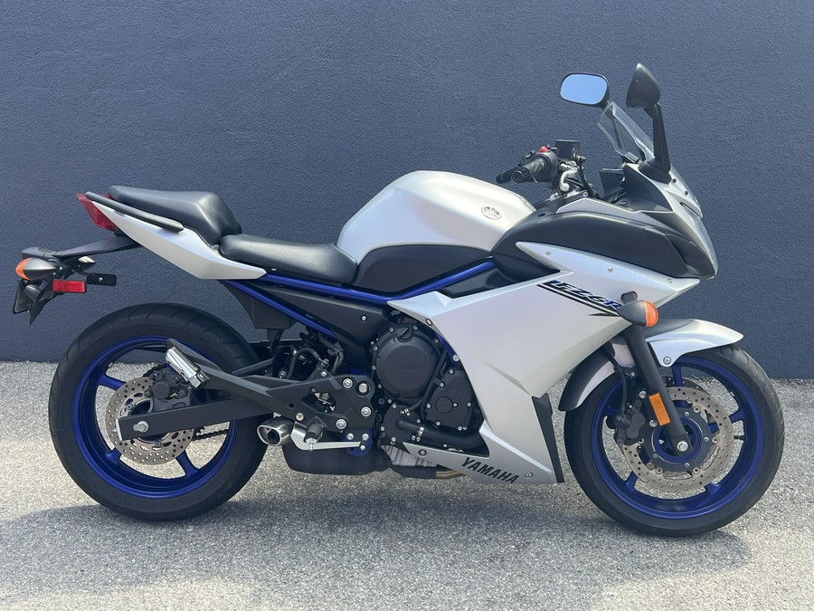 2017 YAMAHA FZ 6R