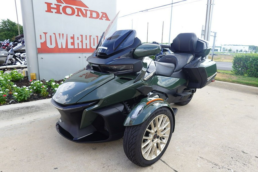 2023 Can-Am™ Spyder RT Sea-To-Sky