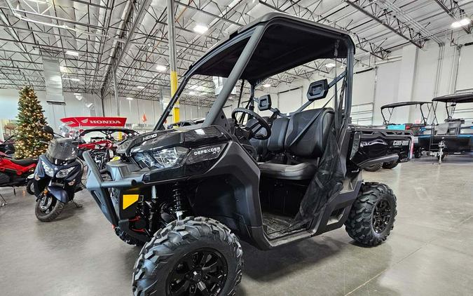 2024 Can-Am® Defender XT HD10