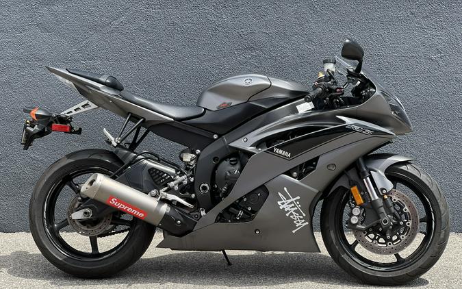 2016 YAMAHA YZF R6