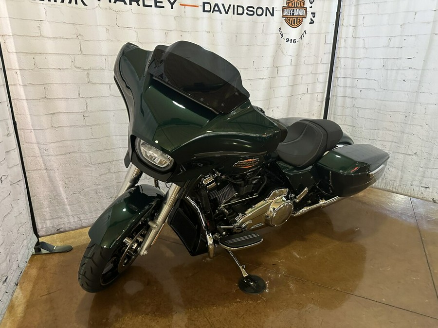 2024 Harley-Davidson Street Glide® FLHX Alpine Green