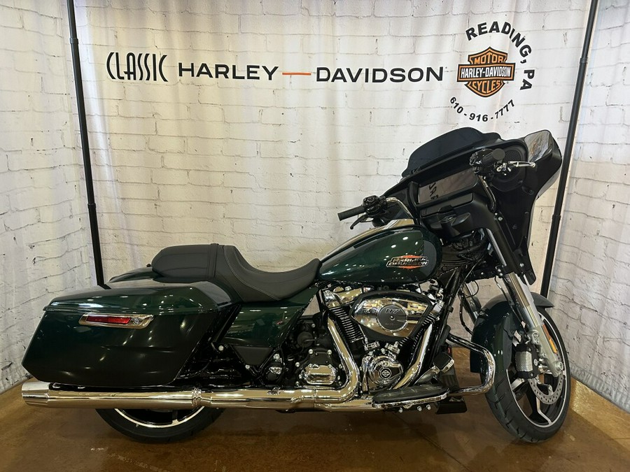 2024 Harley-Davidson Street Glide® FLHX Alpine Green