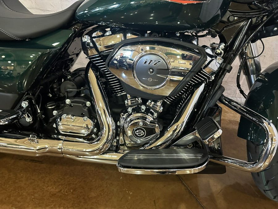 2024 Harley-Davidson Street Glide® FLHX Alpine Green