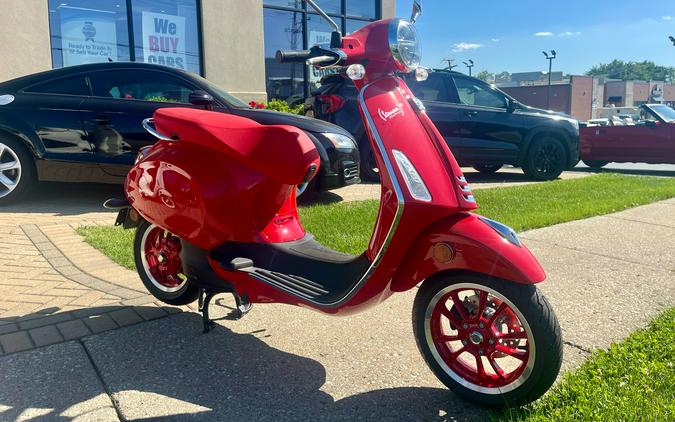 2023 Vespa Elettrica Red 70