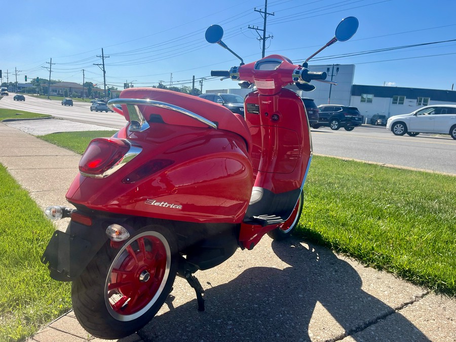 2023 Vespa Elettrica Red 70