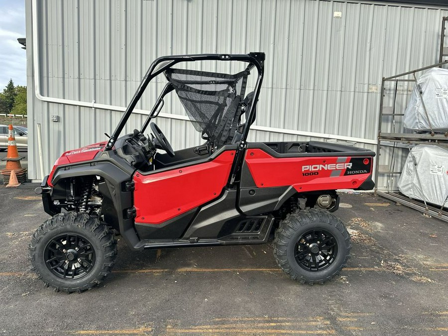 2025 Honda Pioneer 1000 Deluxe