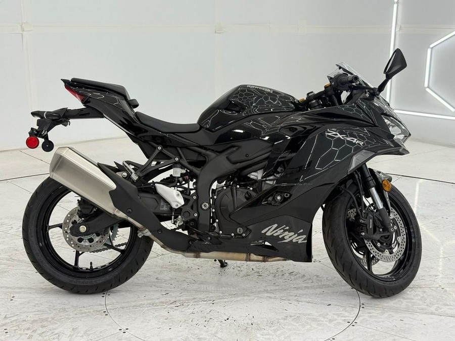 2025 Kawasaki NINJA® ZX™-4R ABS