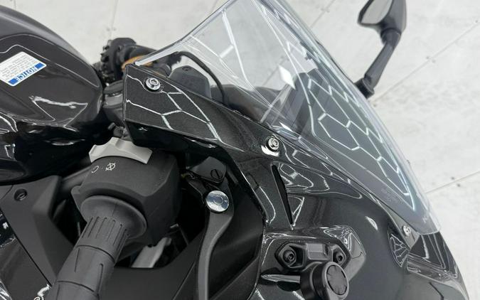 2025 Kawasaki NINJA® ZX™-4R ABS