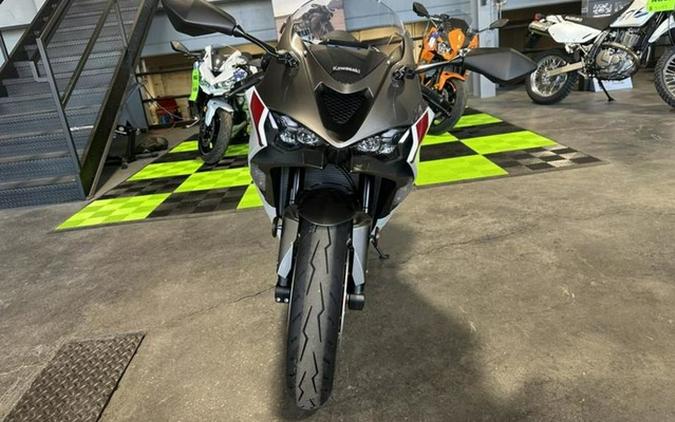 2025 Kawasaki Ninja ZX-6R ABS KRT Edition