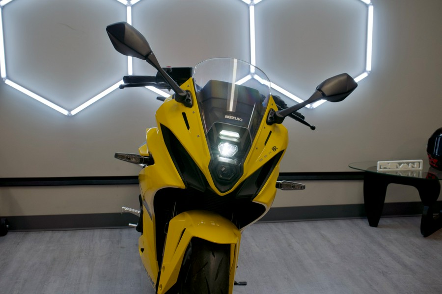 2024 Suzuki GSX-8R Base