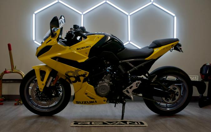 2024 Suzuki GSX-8R Base
