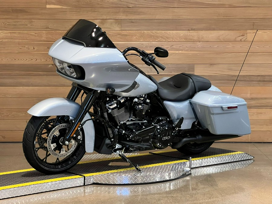 2023 Harley-Davidson Road Glide® Special