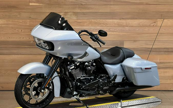 2023 Harley-Davidson Road Glide® Special