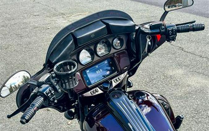 2019 Harley-Davidson CVO™ Street Glide®