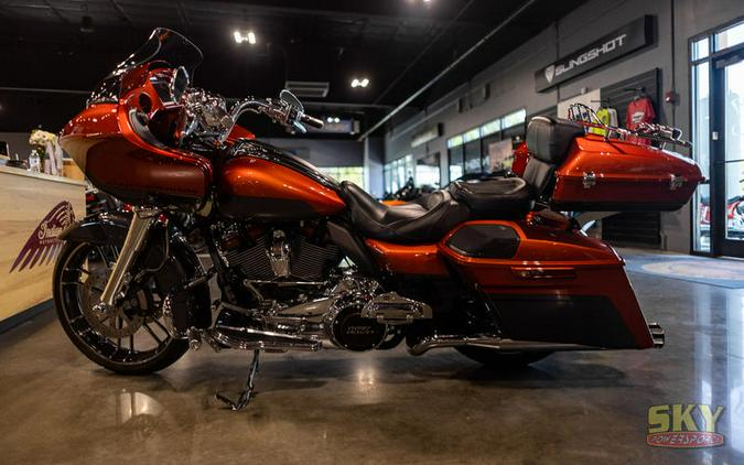 2018 Harley-Davidson® FLTRXSE - CVO™ Road Glide®