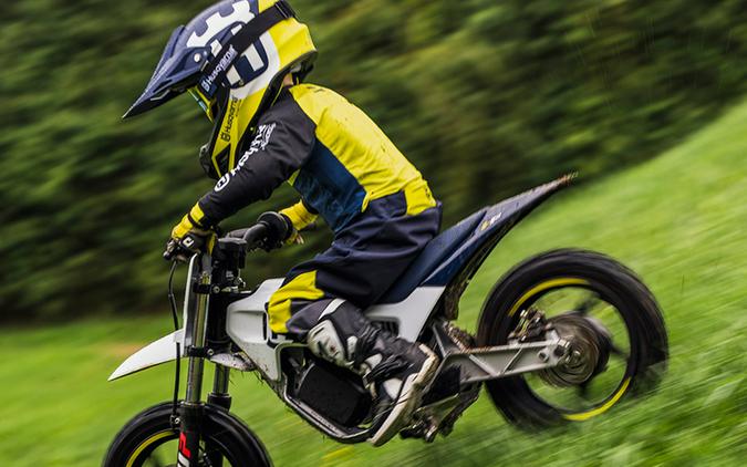 2025 Husqvarna EE 2