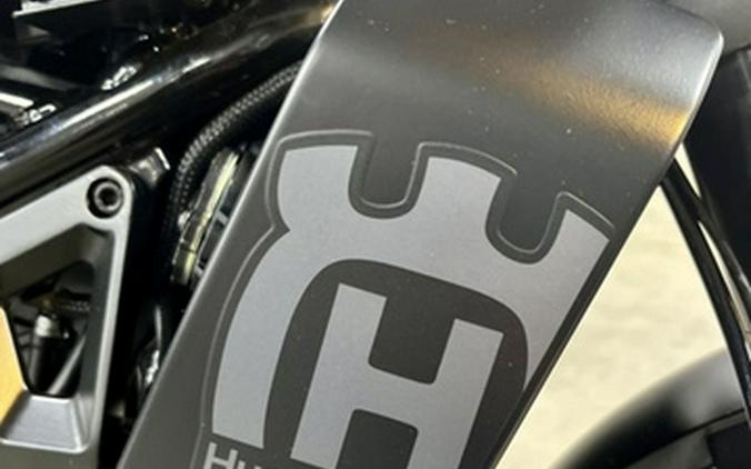 2024 Husqvarna VITPILEN 401