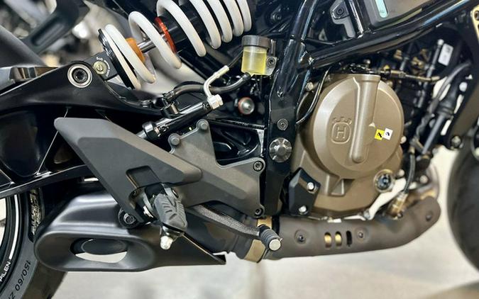 2024 Husqvarna VITPILEN 401