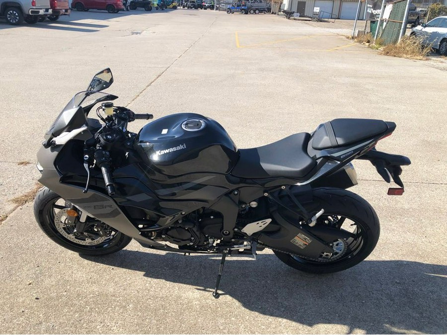 2026 Kawasaki NINJA ZX-6R