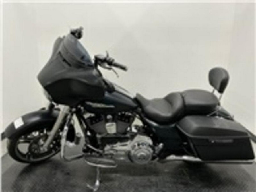 2016 Harley-Davidson® FLHX - Street Glide®