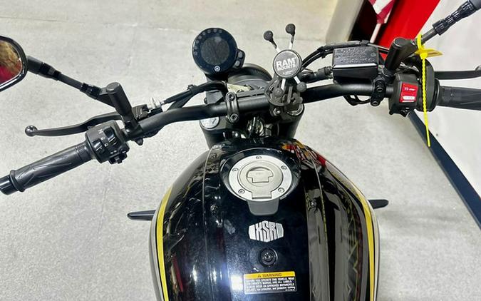 2022 Yamaha XSR700
