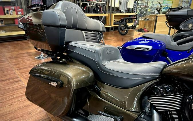 2023 Indian Motorcycle® Roadmaster® Dark Horse®