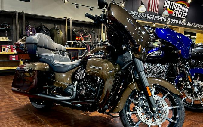 2023 Indian Motorcycle® Roadmaster® Dark Horse®