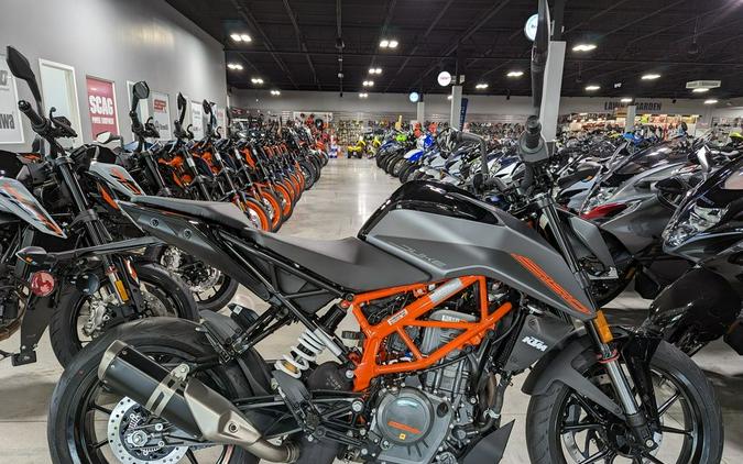 2023 KTM 390 Duke