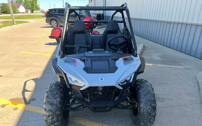 2024 Polaris RZR 200 EFI