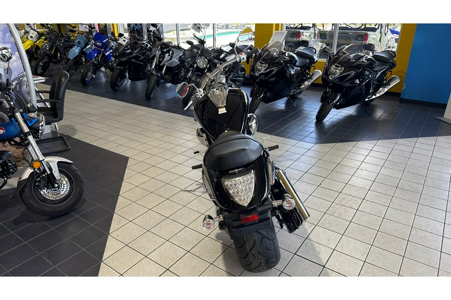 2025 Suzuki BOULEVARD M109R