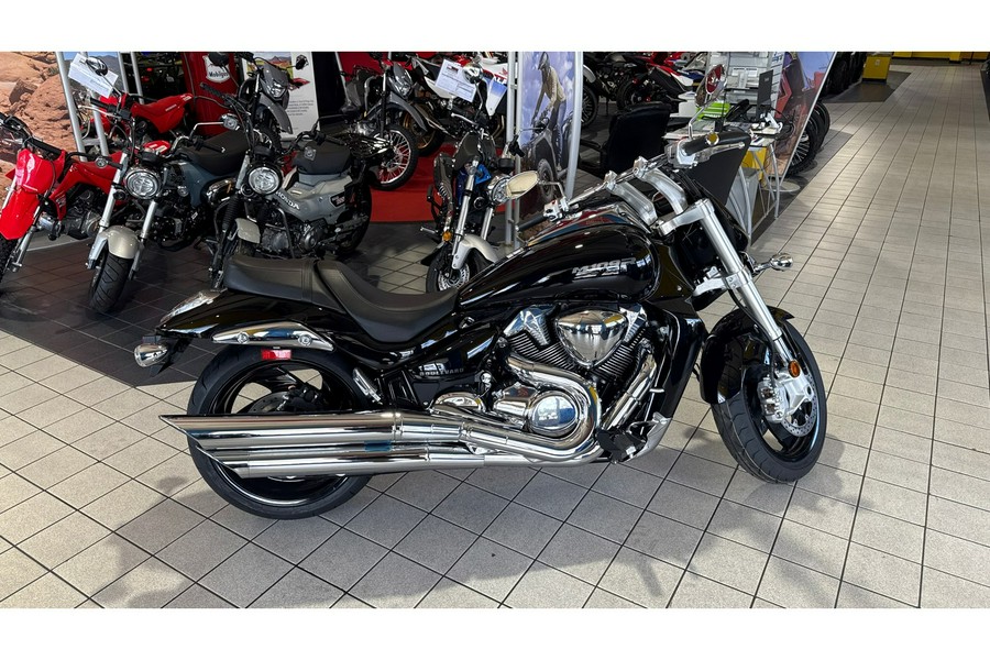 2025 Suzuki BOULEVARD M109R