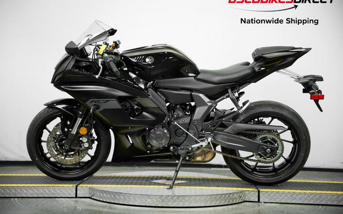2025 Yamaha YZF-R7 - $10,499.00
