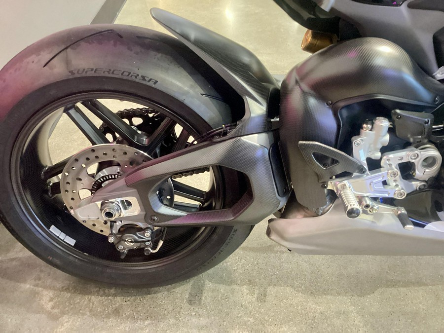 2025 Ducati Panigale V4 Tricolore