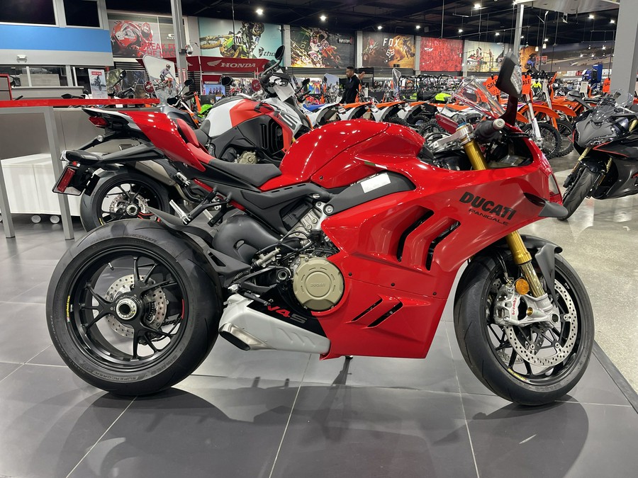 2024 DUCATI PANIGALE V4 S