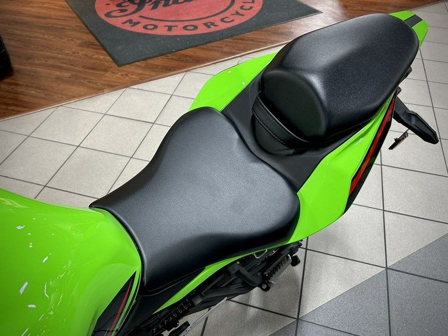 2024 Kawasaki Ninja® ZX™-4RR KRT Edition ABS