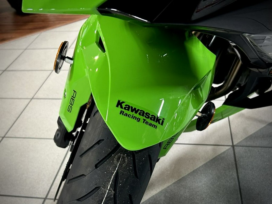 2024 Kawasaki Ninja® ZX™-4RR KRT Edition ABS