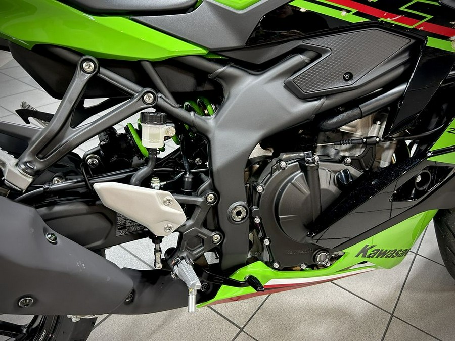 2024 Kawasaki Ninja® ZX™-4RR KRT Edition ABS