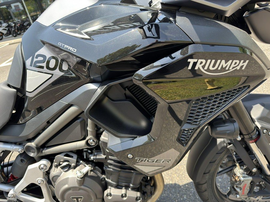 2025 Triumph Tiger 1200 GT Pro - SAPPHIRE BLACK