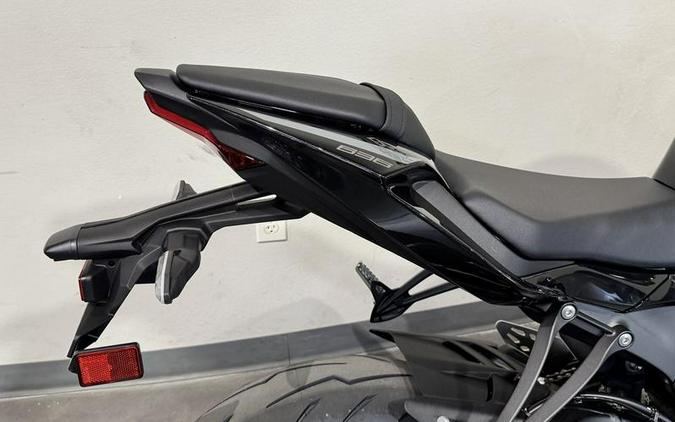 2026 Kawasaki Ninja® ZX™-6R ABS